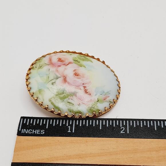 Vintage Hand Painted Rose Brooch Ceramic Oval Gold Tone 1960s - Picture 5 of 5